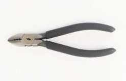 Fisherman System Pliers: Premium Japanese Craftsmanship for Saltwater Rigging -FishCandy Geschaft Fishermen System Pliers 2
