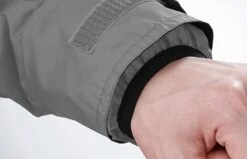 Daiwa DW-3423 Rainmax Hyper Light Loft Winter Suit - High-Performance Fishing Gear -FishCandy Geschaft daiwa dw 3523 rainmax winter suit detail3 1