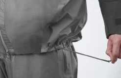 Daiwa DW-3423 Rainmax Hyper Light Loft Winter Suit - High-Performance Fishing Gear -FishCandy Geschaft daiwa dw 3523 rainmax winter suit detail4 1